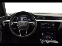 Usata Audi e-tron Sportback S-Line 230 kW (313 CV) 2022 Grigio daytona perla SUV