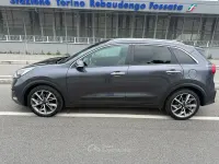 Usata Kia Niro Urban 140 CV (102 kW) 2021 Nero SUV