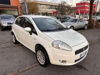 Usata Fiat Grande Punto Dynamic 77 CV (56 kW) 2009 Bianco Utilitaria