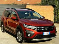 Usata Dacia Jogger 101 CV (74 kW) 2023 Rosso Monovolume