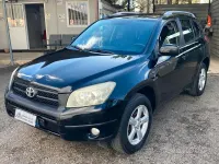 Usata Toyota RAV4 136 CV (100 kW) 2006 Nero SUV