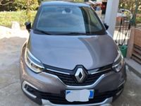 Usata Renault Captur 90 CV (66 kW) 2018 Grigio SUV
