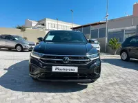Usata VW T-Roc R-line 150 CV (110 kW) 2023 Nero SUV