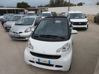 Usata Smart ForTwo Cabrio Pulse 54 CV (39 kW) 2011 Bianco pastello Cabrio