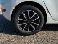 Usata Ford Fiesta 96 CV (70 kW) 2010 Bianco Berlina