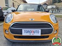 Usata Mini ONE 75 CV (55 kW) 2015 Arancione Utilitaria
