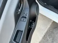 Usata Toyota Yaris 69 CV (50 kW) 2015 Bianco Utilitaria