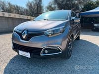 Usata Renault Captur 90 CV (66 kW) 2013 Grigio SUV