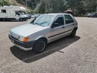 Usata Ford Fiesta 53 CV (38 kW) 1989 Grigio Utilitaria