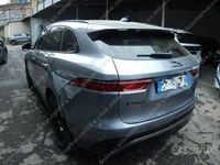 Usata Jaguar F-Pace R-Dynamic 250 CV (183 kW) 2022 Grigio SUV