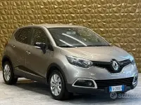 Usata Renault Captur 90 CV (66 kW) 2015 Beige SUV