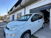 Begagnad Fiat Panda Lounge 69 HK (50 kW) 2018 Vit Halvkombi