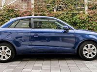 Usata Audi A1 Attraction 86 CV (63 kW) 2011 Blu/azzurro Utilitaria