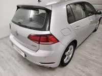 Usata VW Golf VII Trendline 131 CV (96 kW) 2019 Grigio Berlina