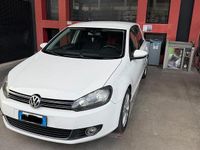 Usata VW Golf VI 140 CV (102 kW) 2010 Bianco Utilitaria