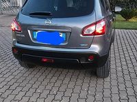 Usata Nissan Qashqai 130 CV (95 kW) 2013 Grigio SUV
