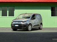 Nuova Fiat Doblò 131 CV (96 kW) 2025 Bianco pastello Monovolume