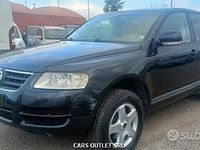 Usata VW Touareg 224 CV (164 kW) 2005 Nero SUV