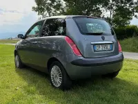Usata Lancia Ypsilon 60 CV (44 kW) 2004 Grigio Utilitaria