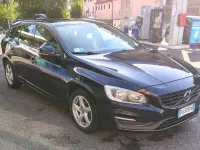 Usata Volvo V60 Business Edition 120 CV (88 kW) 2015 Blu/azzurro Station wagon