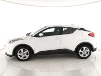 Usata Toyota C-HR Active 98 CV (72 kW) 2018 Bianco SUV