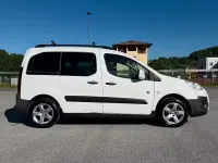 Gebraucht Peugeot Partner 92 PS (67 kW) 2014 Weiß Van / Kleinbus