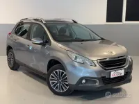 Usata Peugeot 2008 Access 82 CV (60 kW) 2016 Grigio SUV