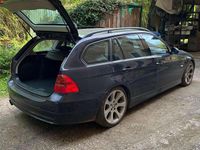 Usata BMW 325 197 CV (144 kW) 2008 Blu/azzurro Station wagon