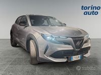 Usata Alfa Romeo Junior 145 CV (106 kW) 2025 Grigio SUV