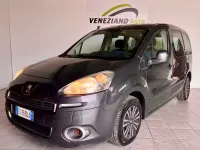 Usata Peugeot Partner Tepee Style 115 CV (84 kW) 2013 Grigio Monovolume