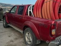 Usata Nissan Navara 174 CV (127 kW) 2005 Rosso Pick-up