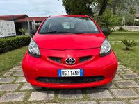 Usata Toyota Aygo Sol 68 CV (50 kW) 2008 Rosso Utilitaria