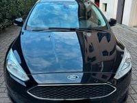 Usata Ford Focus S 101 CV (74 kW) 2015 Nero Berlina