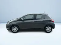 Usata Toyota Yaris Active 111 CV (81 kW) 2019 Grigio Berlina