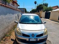 Usata Renault Clio III 90 CV (66 kW) 2008 Grigio Utilitaria