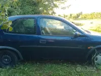 Usata Opel Corsa 65 CV (47 kW) 1999 Berlina