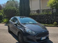 Usata Ford Fiesta 75 CV (55 kW) 2013 Berlina