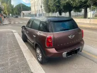 Usado Mini Countryman 111 CV (81 kW) 2015 Marrón SUV