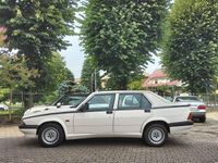 Usata Alfa Romeo 75 148 CV (108 kW) 1987 Bianco Berlina