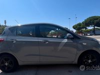 Usata Hyundai Accent 2014 Blu Utilitaria