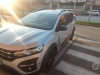 Usata Dacia Jogger Extreme 101 CV (74 kW) 2022 Grigio Monovolume