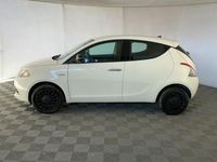 Usata Lancia Ypsilon Silver 69 CV (50 kW) 2022 Bianco Utilitaria