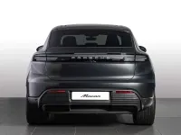 Nuova Porsche Macan 517 CV (380 kW) 2026 Grigio vulcano SUV