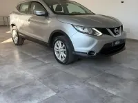 Usata Nissan Qashqai Tekna 131 CV (96 kW) 2016 Argento SUV