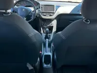 Usata Peugeot 208 Allure 75 CV (55 kW) 2016 Blu Utilitaria