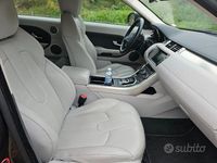 Usata Land Rover Range Rover evoque 190 CV (139 kW) 2015 Grigio Station wagon