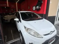 Usata Ford Fiesta Titanium 90 CV (66 kW) 2010 Bianco Berlina
