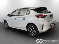 Usata Opel Corsa S 101 CV (74 kW) 2025 Kaolin white Utilitaria