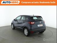 Usata Renault Captur Life 90 CV (66 kW) 2018 Blu SUV