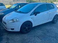 Usata Fiat Grande Punto 75 CV (55 kW) 2011 Bianco Utilitaria